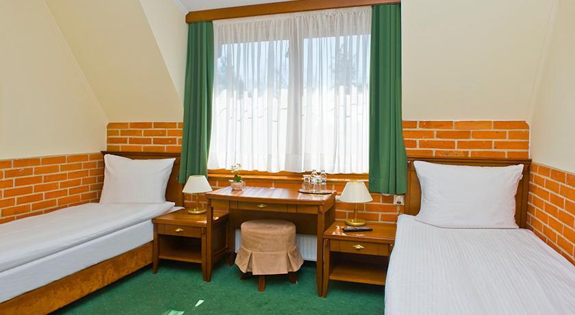 Hotel Szymbark Szymbark  Esterno foto